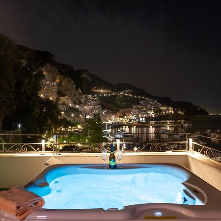 Hotel Aurora Amalfi Esterno foto