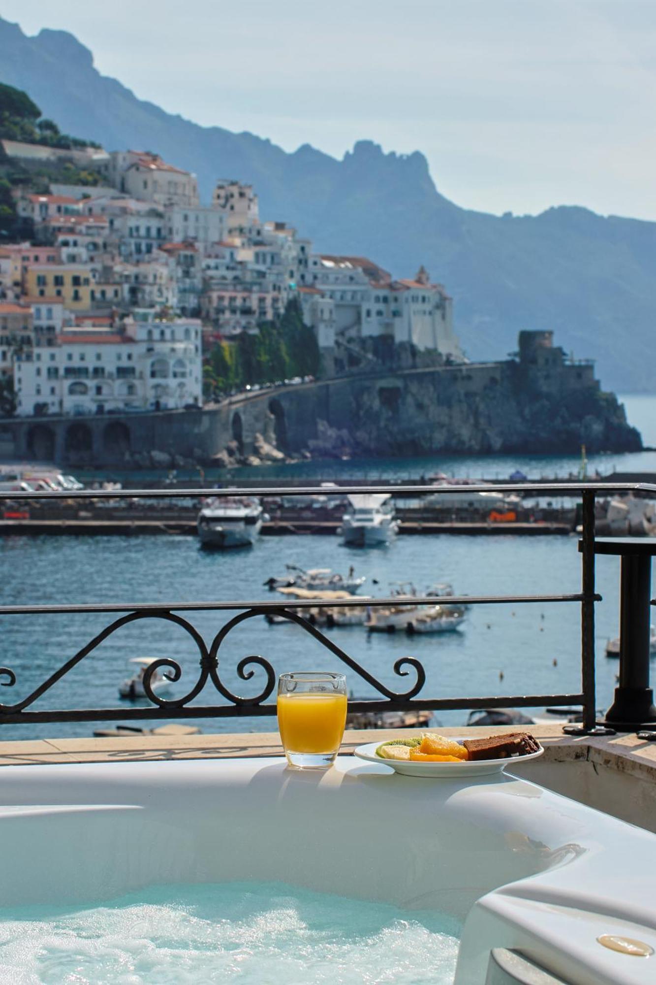 Hotel Aurora Amalfi Esterno foto