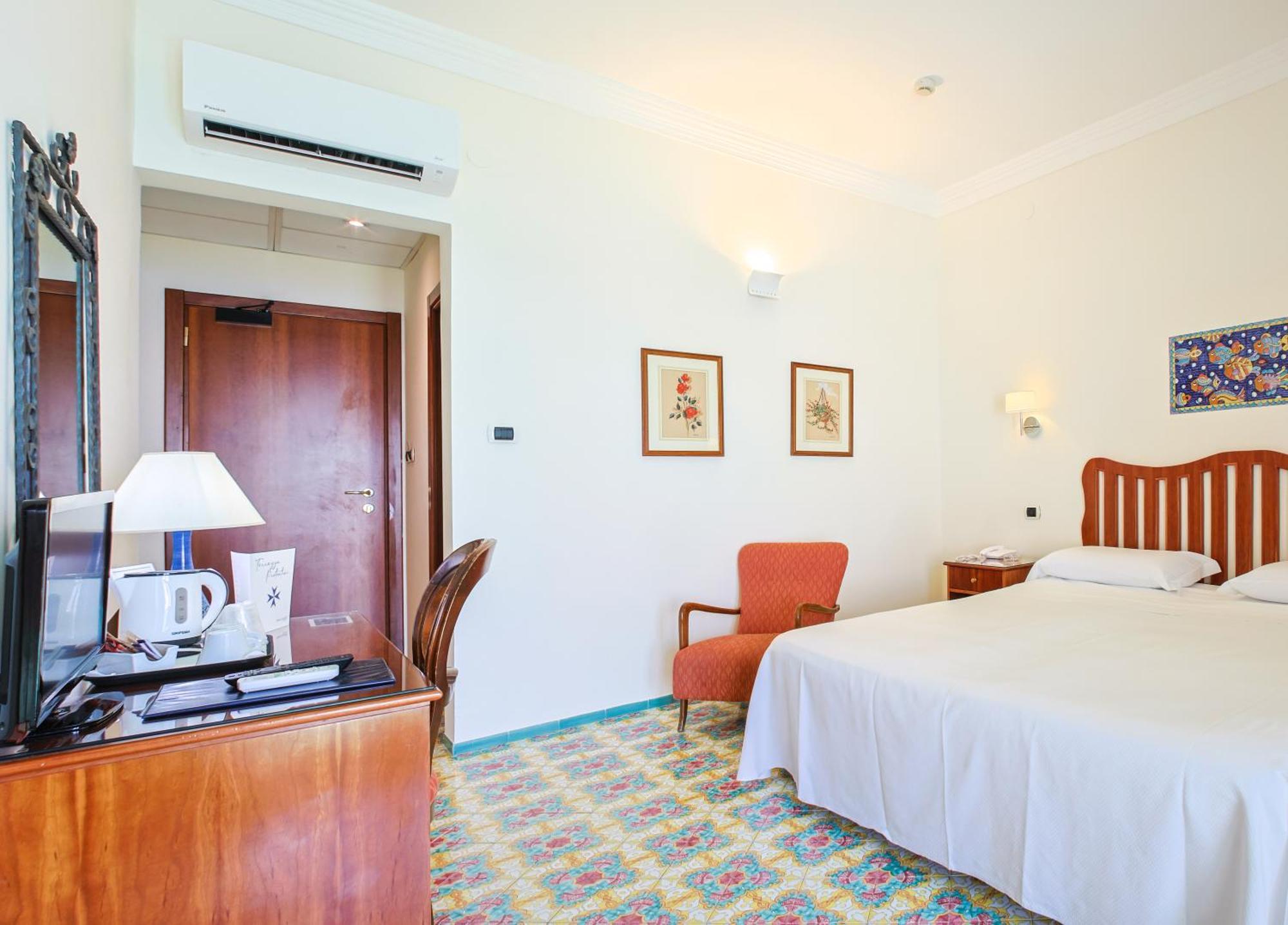 Hotel Aurora Amalfi Esterno foto