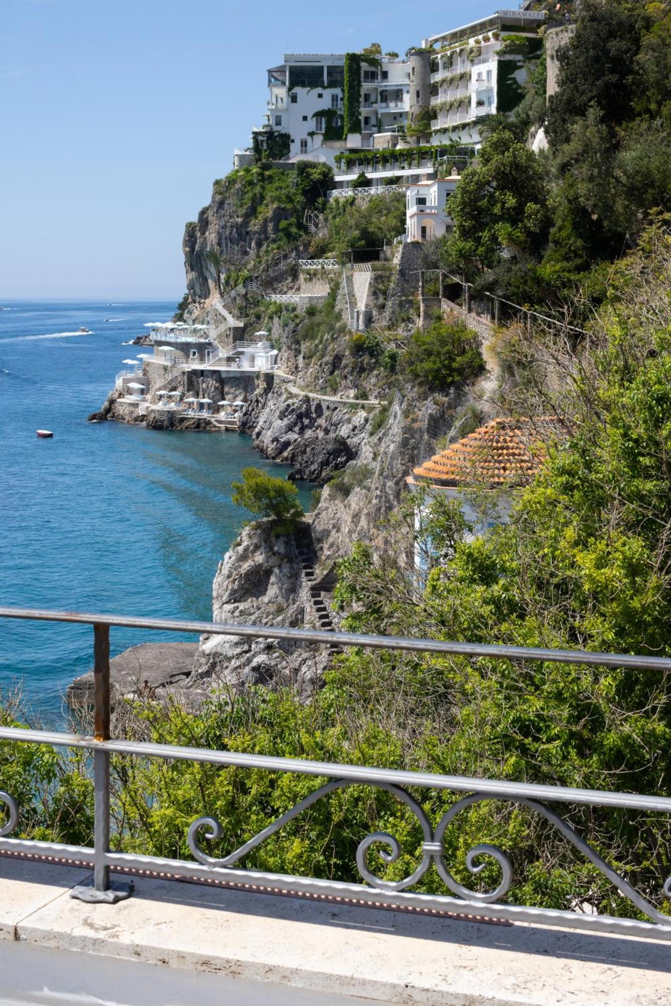 Hotel Aurora Amalfi Esterno foto