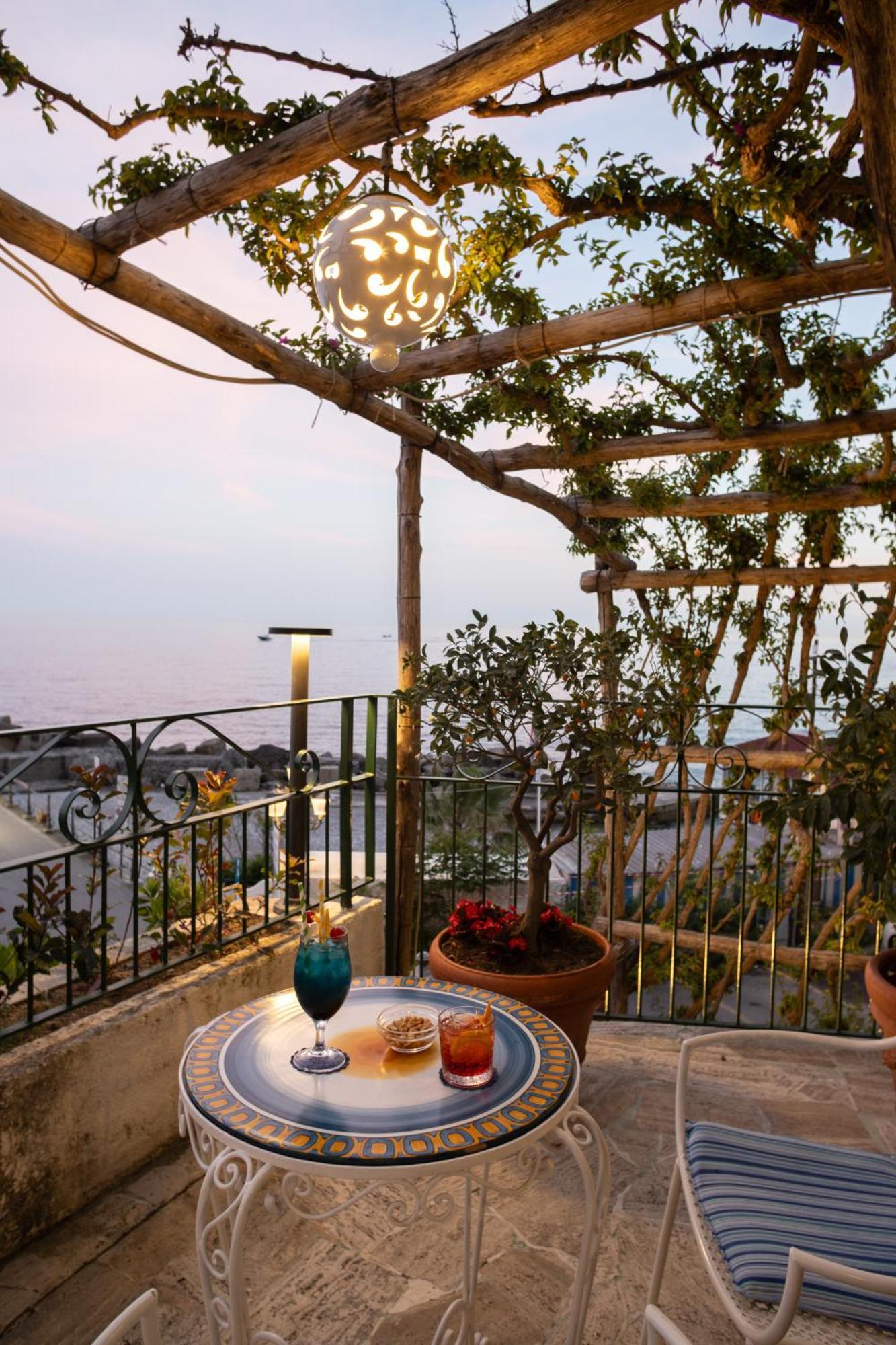 Hotel Aurora Amalfi Esterno foto