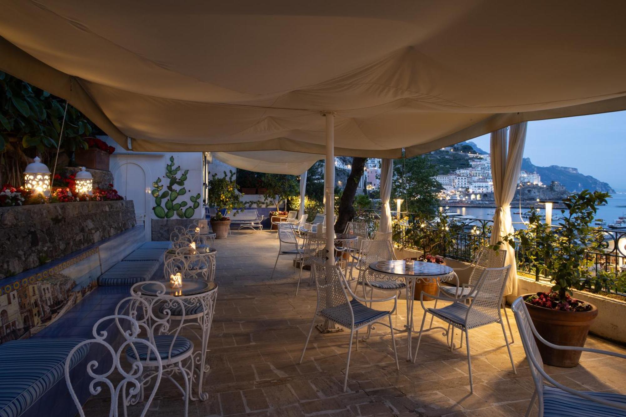 Hotel Aurora Amalfi Esterno foto