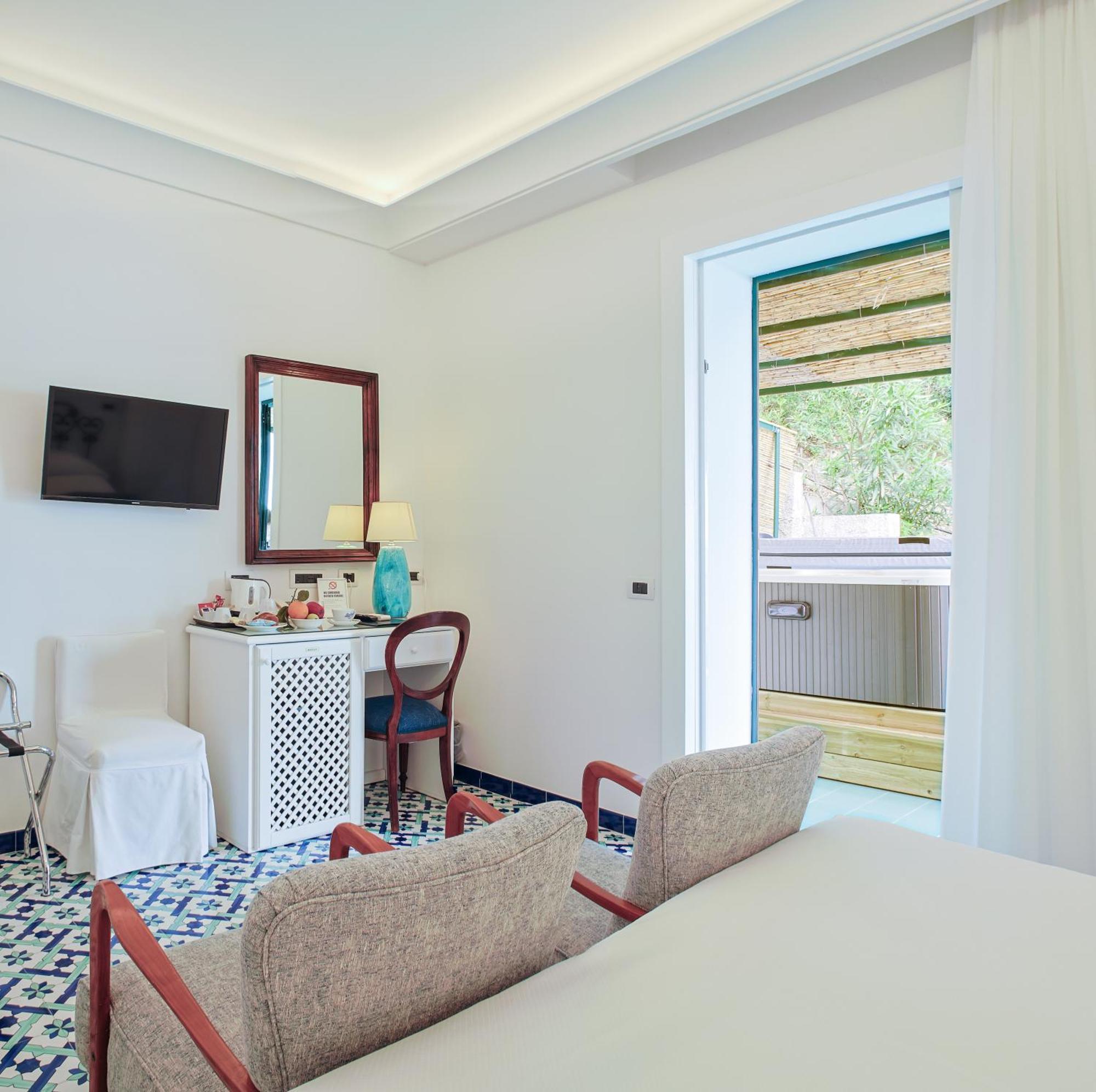 Hotel Aurora Amalfi Esterno foto