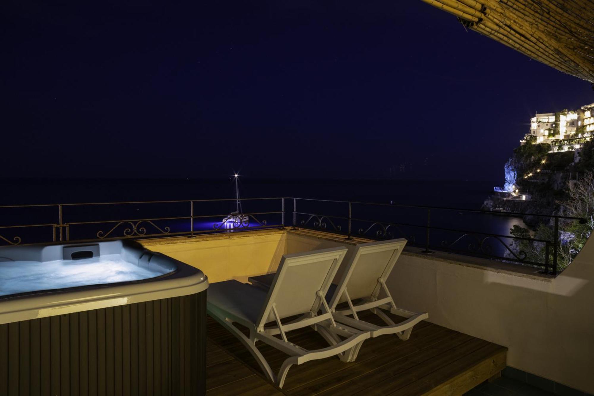 Hotel Aurora Amalfi Esterno foto