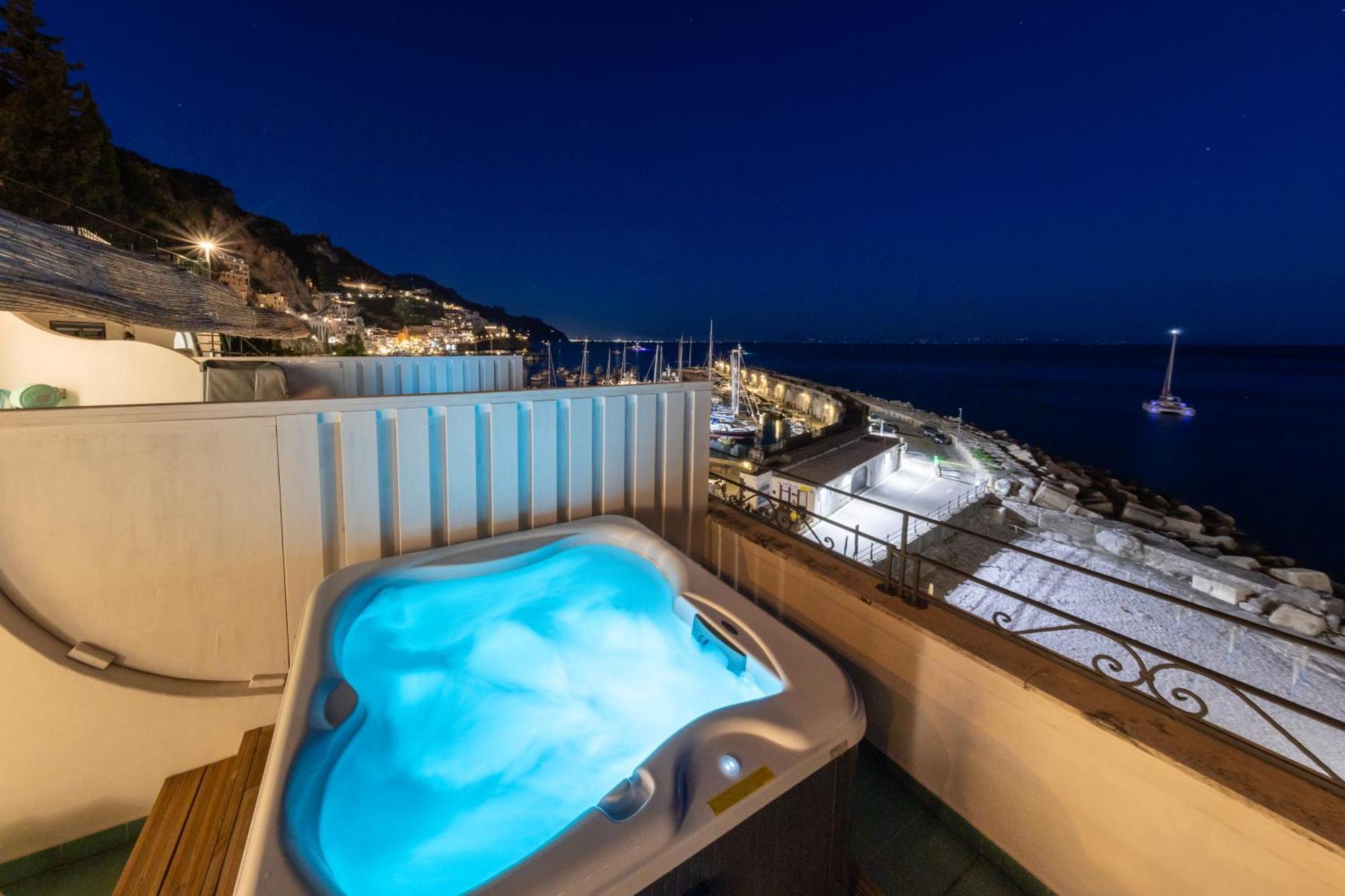 Hotel Aurora Amalfi Esterno foto