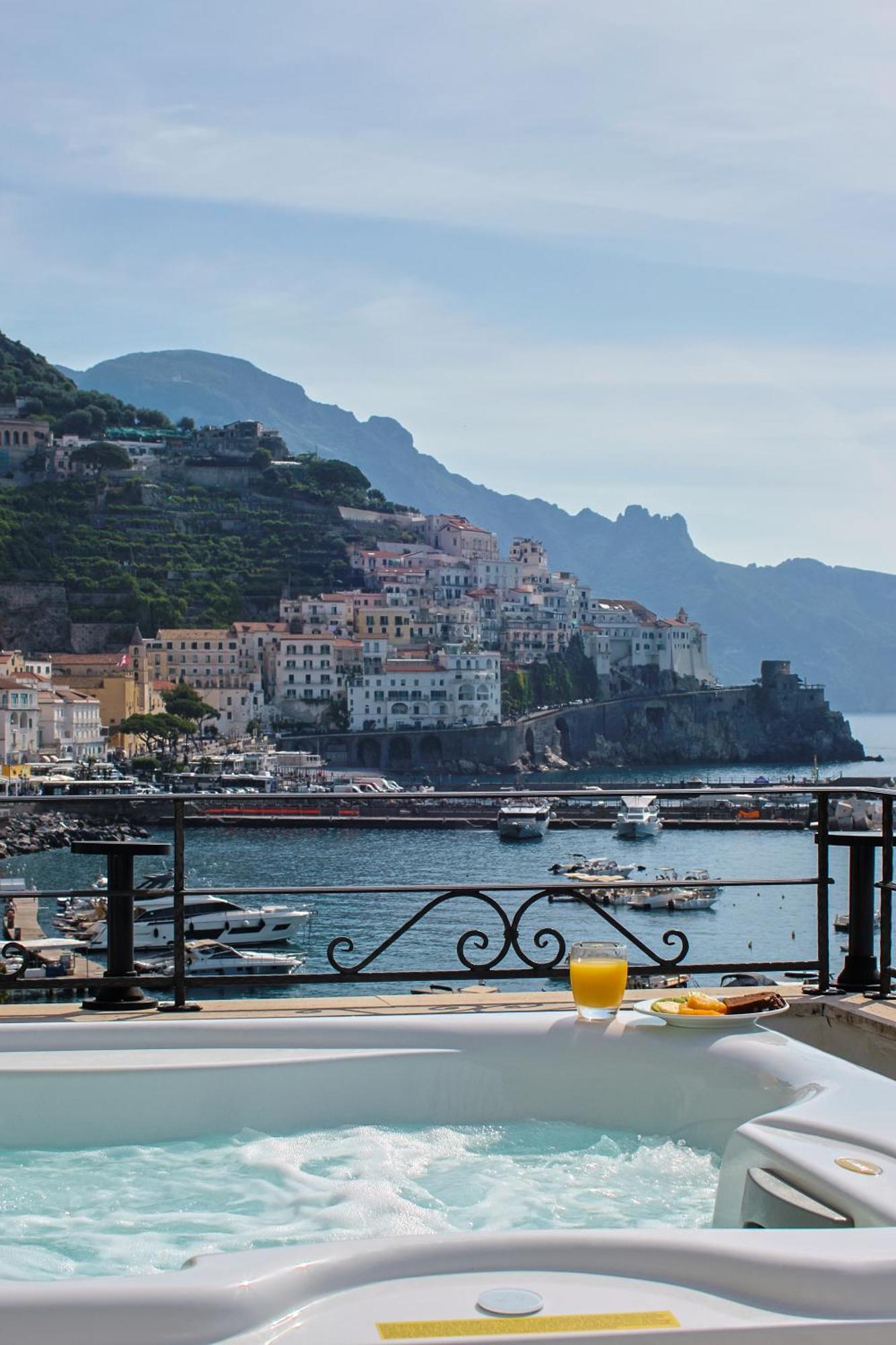 Hotel Aurora Amalfi Esterno foto