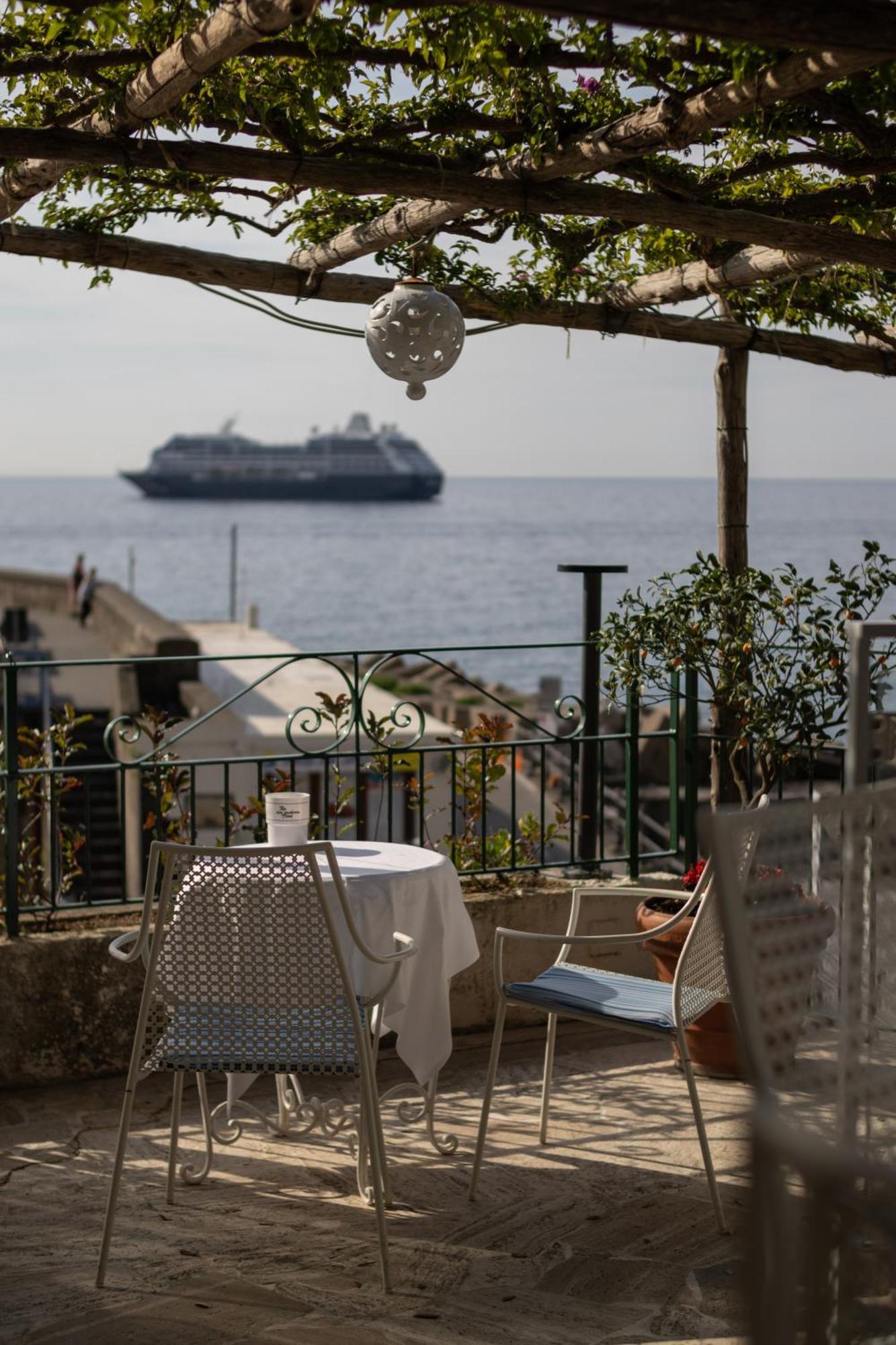 Hotel Aurora Amalfi Esterno foto